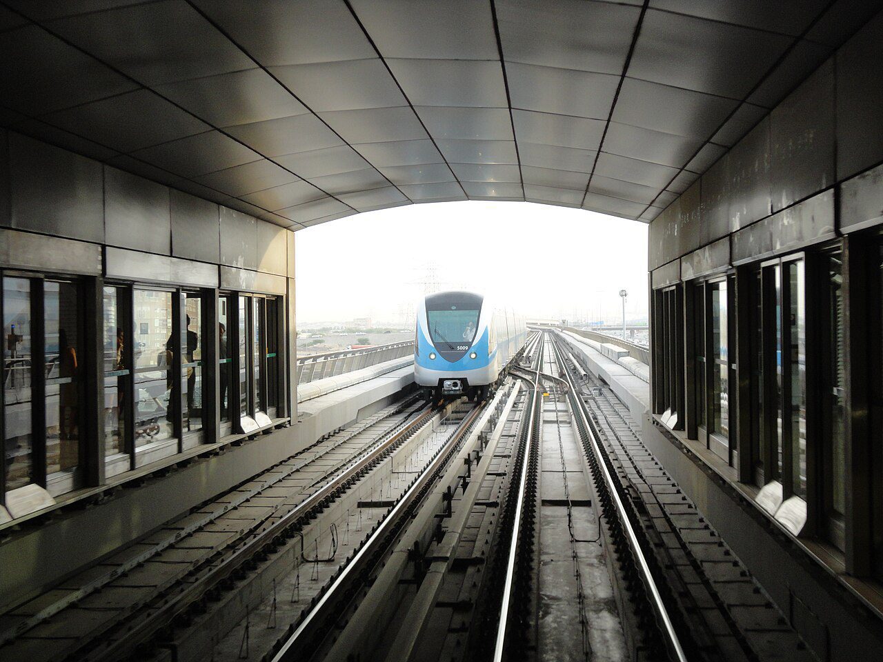 Dubai Metro elevated rail viaduct and futuristic station Dubai Metro elevated rail viaduct and architectural station design