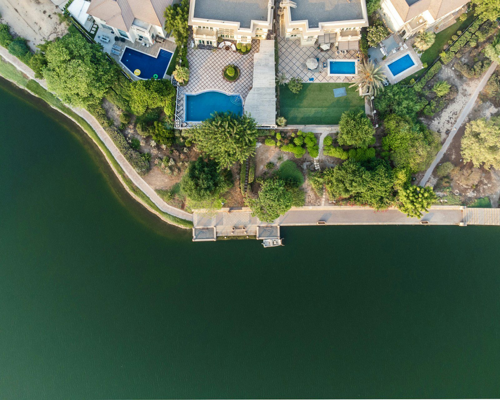 Aerial view of Dubai villas with pools, homes above AED 2 million that can qualify for the 10-year Golden Visa